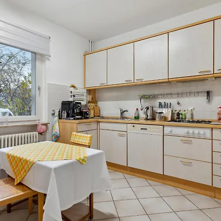 Apartment Lovely In With Wifi *